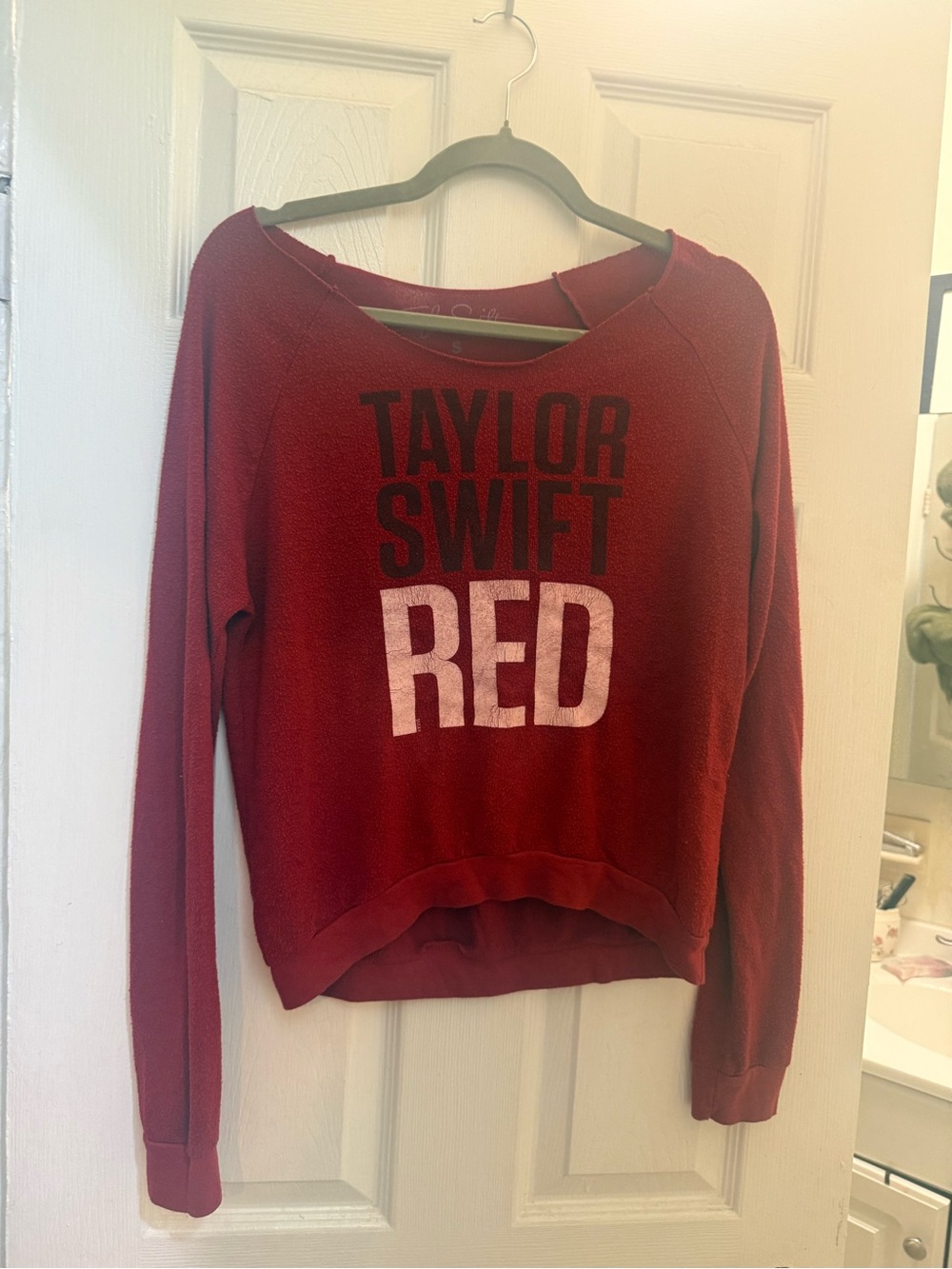 Taylor Swift Red Long Sleeve Tee - Red Tour  RARE